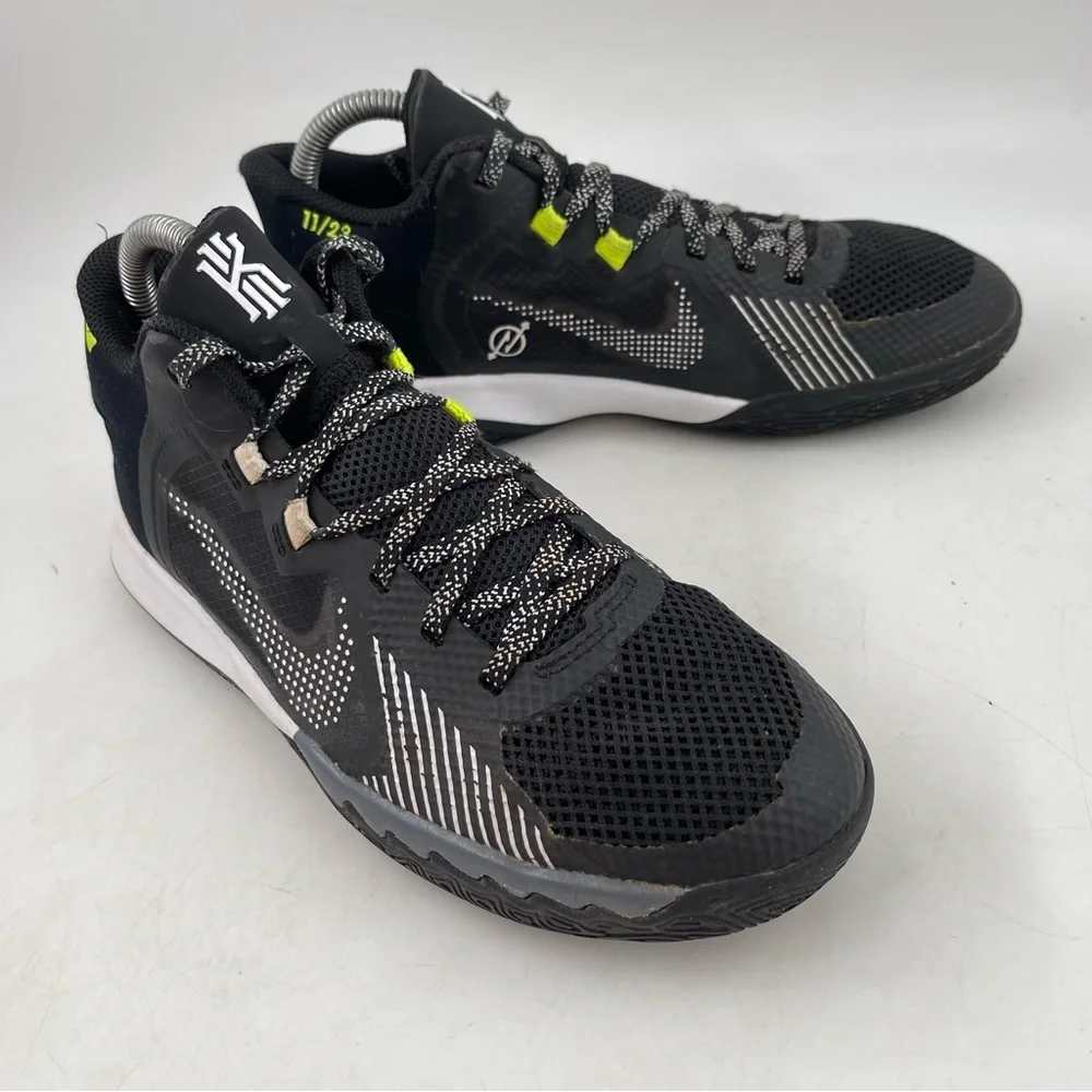 Nike excellent preowned